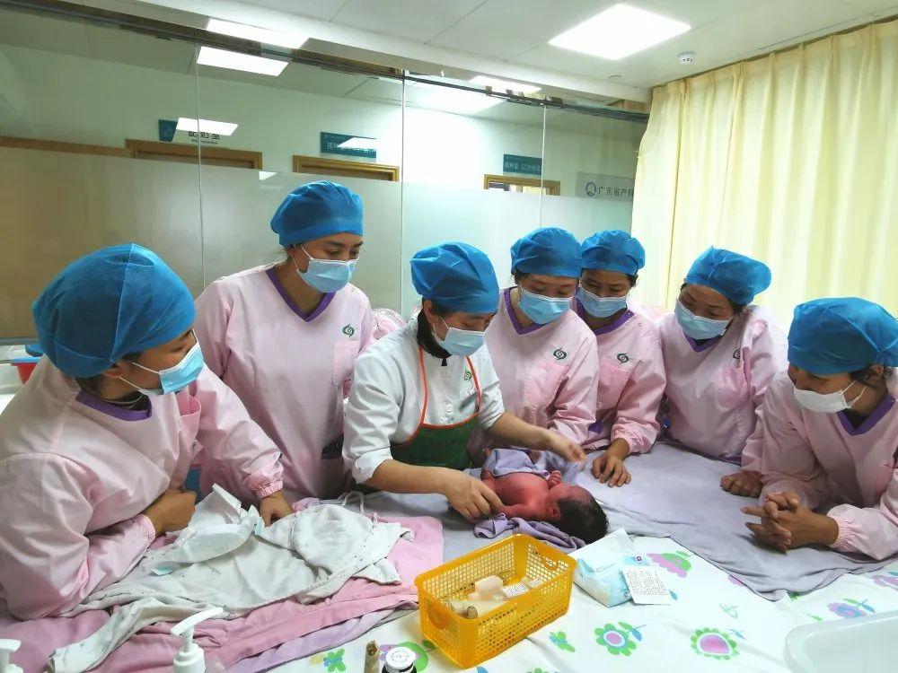 郑州妇婴监护型护送